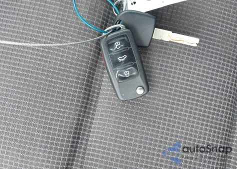 2011 Volkswagen Golf 2.5L 2-Door z USA, uszkodzony, nr VIN WVWAB7AJXBW011943